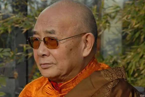 牛魔王一肖二碼資料,藏族著名歌手安多洛桑因病去世綜合分析解釋定義_Deluxe83.32.89