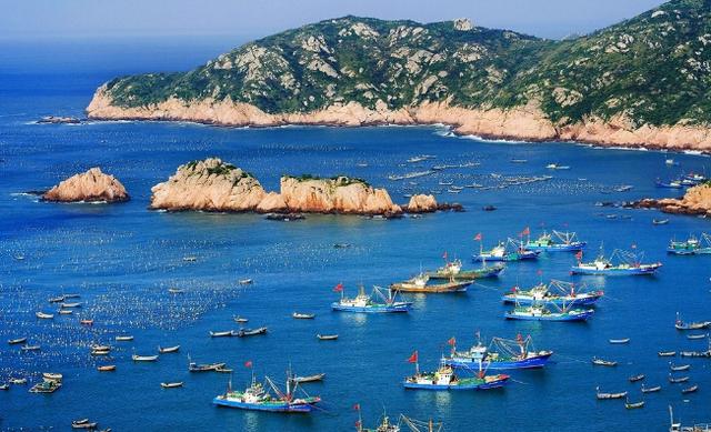 新澳門開獎結果2025開獎走勢圖,山東煙臺海邊的石墩被雪鴨子占領了實踐分析解釋定義_3DM51.52.38